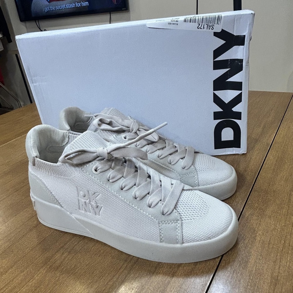 DKNY Mallory Shoes Womens Size 7 Soft White Lace Up Knit Logo Low Top Sneakers